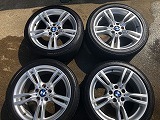 BMW F30 Mスポーツ　ブリジストン ポテンザ リア 255/40R18 フロント 225/45R18　BMW純正ホイール　リア 81/2J×18H2　8J×18H2　H0047