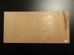 b0102608 杉●端材●約45.5cm×21.8cm×7mm☆無垢板１枚板 木材 板 DIY 板材 天板 棚板 テーブル 看板 花台など種類豊富！