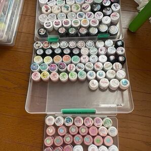 ジェルネイル コンテナ まとめ売り ネイル工房 プチプラ iro gel ネイルタウン プリムドール ネイルレシピ 150個位