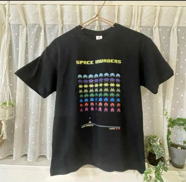 新品 サイズL スペースインベーダー カラーロゴTシャツ 半袖Tシャツ 黒 男女兼用