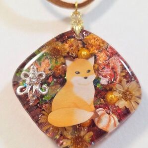キツネさんドライフラワーレジンネックレス★ 秋デザイン キツネネックレス キツネアクセサリー キツネバッグチャーム