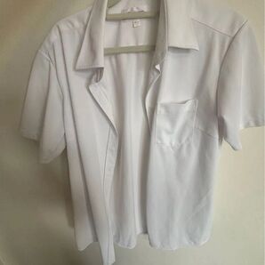半袖シャツ