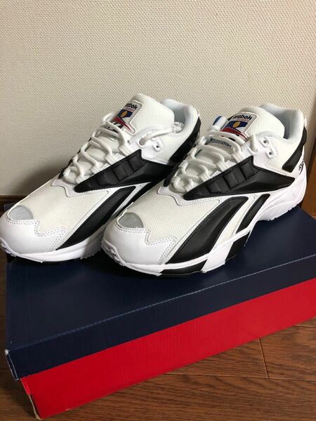 Reebok インターバル