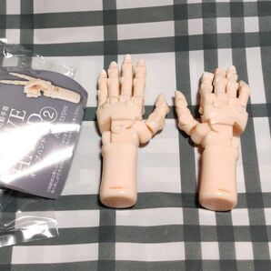 1/3スケール 可動手首 オリーブハンド vol.2 左右セット 肌色 カプセルトイ ☆☆
