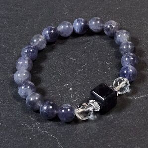 アイオライトデザインブレスレット