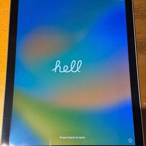iPad第5世代 32GB 少し難あり Apple