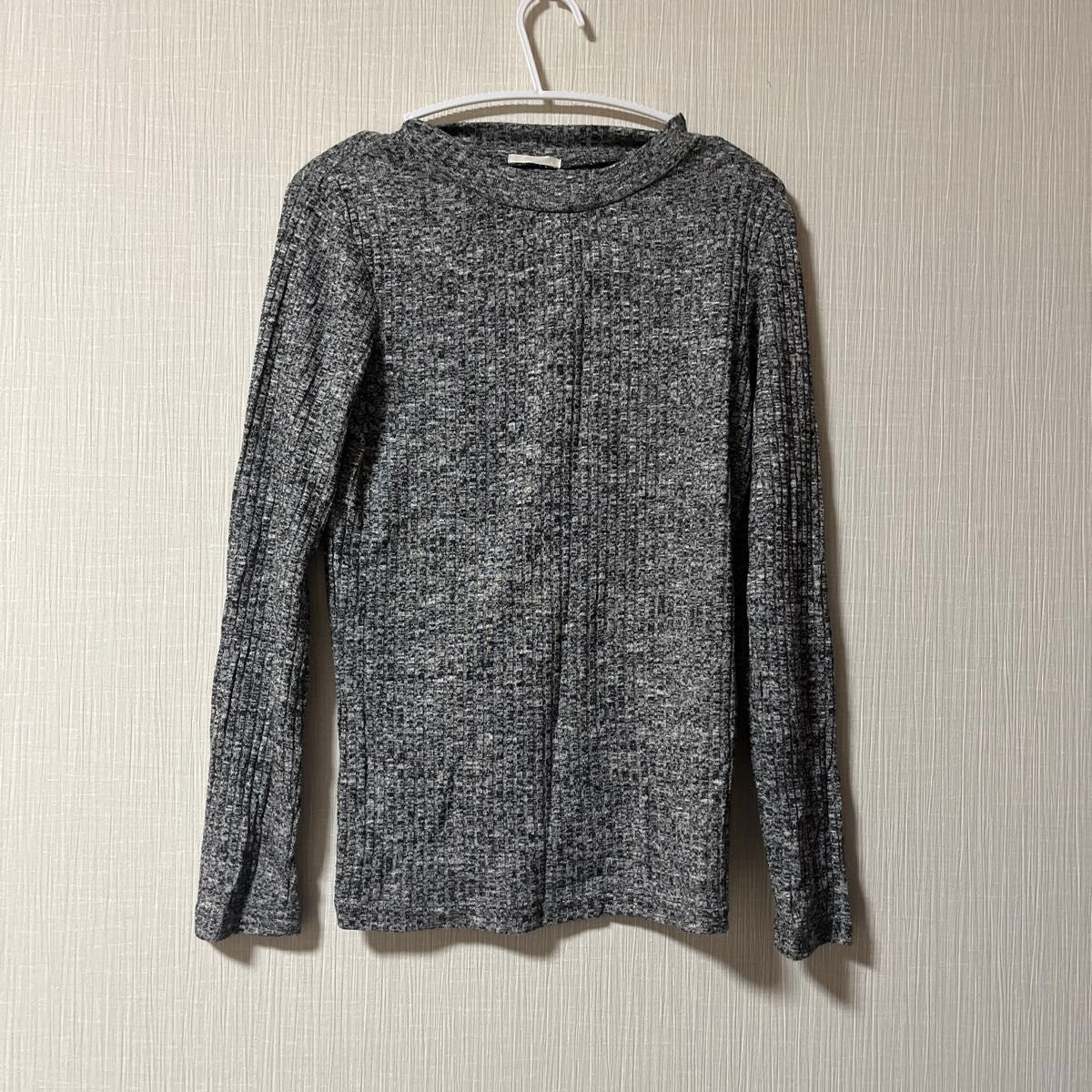 来週処分。値下げ！GU長袖Tシャツ リブニット トップス グレー系 カジュアル