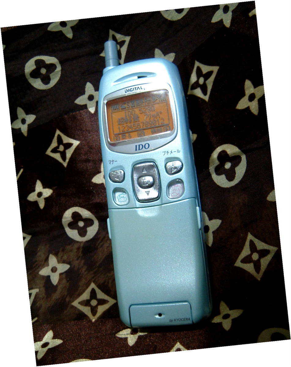 ヤフオク! -ido 携帯電話の中古品・新品・未使用品一覧