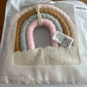 マクラメレインボー 壁掛け タペストリー