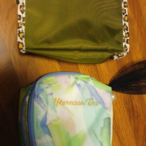 ポーチ 2個セット マルチカラー色 アフタヌーンティー。 バイアスレオパード柄カーキ色ノーブランド