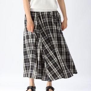 niko and... ニコアンド イージータックフレアスカート チェック柄 ブラック Mサイズ
