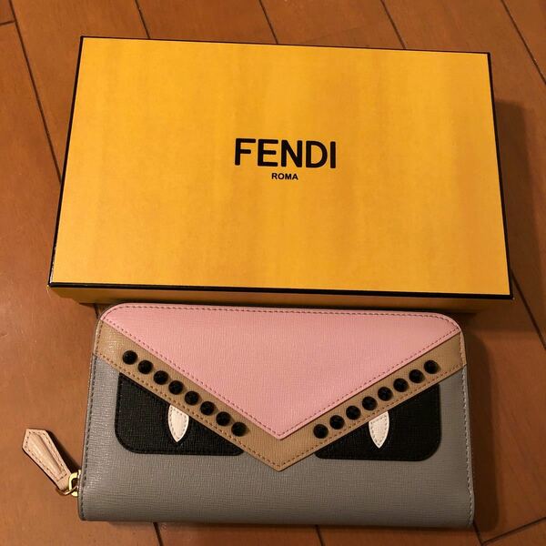 ［FENDI］ 長財布　モンスター ラウンドファスナー ピンク グレー スタッズ　　極美品　お買い得　