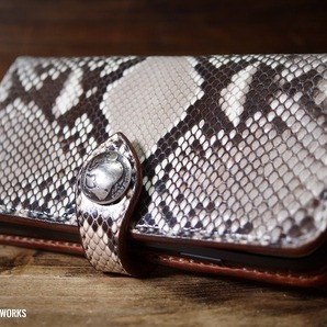 ハンドメイド パイソン iPhone ケース 横開き