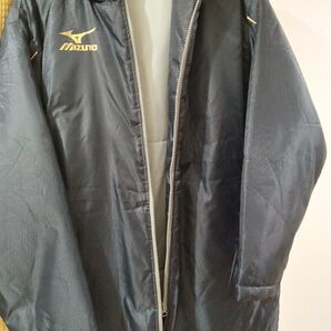 ミズノ MIZUNO ベンチコート ブラック ゴールドロゴ スポーツ観戦 箱根駅伝