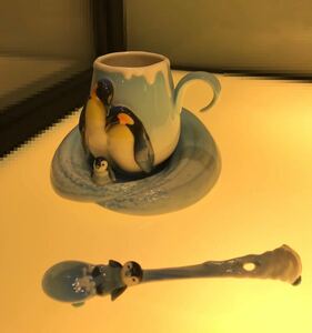 { free shipping } Franz collection playful penguin cup & saucer + spoon * unused * # heart moving time .. cup record hot water . collection #FZ02118TN