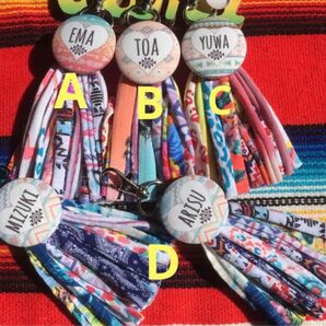 ネイティブ タッセルキーホルダー 名前入り プレゼント オルテガ キーホルダー ハンドメイド ネイティブ