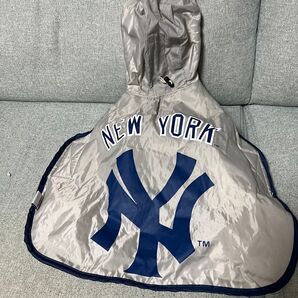 ミニチュアダックス用の服です。寒くなる時期にいいかと思います、3ロングになります。