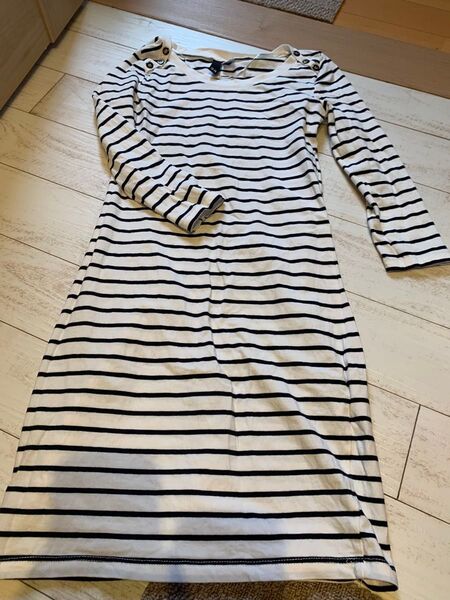 H&M ボーダーワンピース 長袖 肩ボタン カジュアル マリンスタイル 細身デザイン