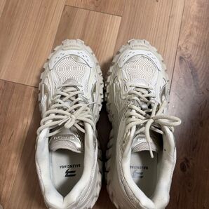 BALENCIAGA (バレンシアガ) Defender ディフェンダー メッシュ ローカットスニーカー