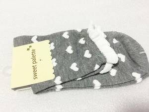  tag equipped Heart dot pattern socks 