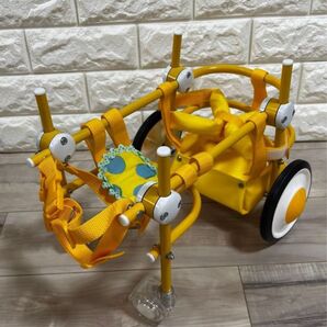 【オーダーメイド】犬車椅子 パーツ取り外し可能 頑丈 車輪回転良好 補助輪 犬用車椅子 小型犬用車椅子完全脚サポート歩行補助 軽量