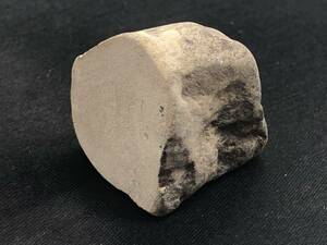 【泥石】１　コレクター放出品　『堆積岩　45ｇ』　シルト岩/粘土岩　　定形外可　K0925F