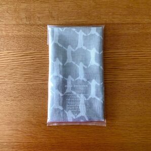 min perhonen 2022年発売の「run run run」マルチリネンクロス② gray linen100%