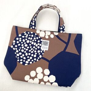 【新柄】9.5号帆布【Sサイズ】北欧クロップ柄トートバッグ ハンドメイド