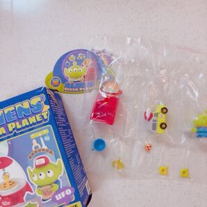 52TOYS ALIENS' pizza PLANET ピザプラネット トイストーリー リトルグリーンメン Disney
