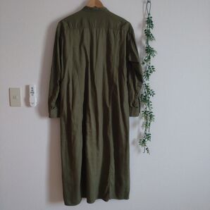 数回着用(M)ワンピース シャツワンピ カーキ