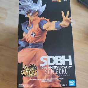 SDBH 10th ANNIVERSARY SON GOKU ULTRA INSTINCT フィギュア 孫悟空