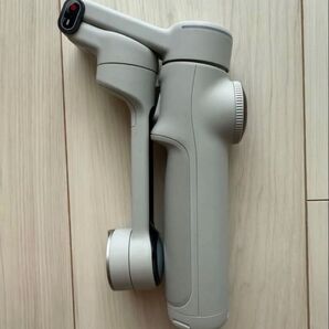 Insta360 Flow 2 Pro スタビライザー