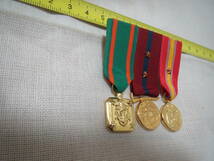 実物 入手困難 アメリカ海兵隊 勲章 メダル パーティードレス用 イラク アフガニスタン ３連_画像3
