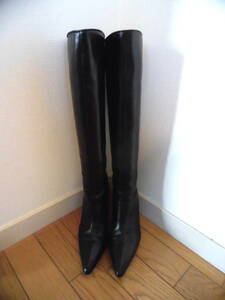  Manolo Blahnik MANOLO BLAHNIK on goods . beautiful car f long boots 35