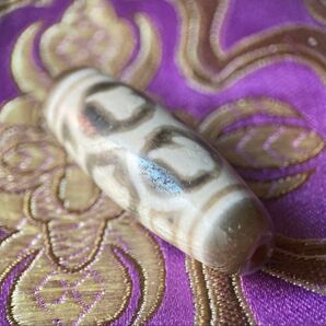 六字真言 龍眼天珠 徳の高いチベット密教の六字真言天珠