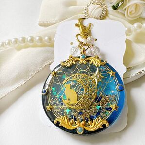 月夜の猫 - Chat de Lune - オイル入りシェイカー シャカシャカキーホルダー ラウンド型 丸型 ハンドメイド