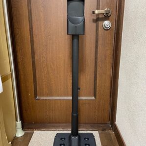 コードレス掃除機スタンド ブラック 自立型 掃除機立て