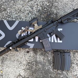 DE NOVESKE N4 カスタム