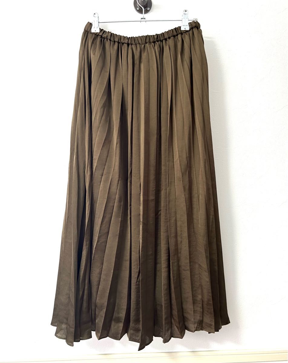 【完売品】ナノユニバース　プリーツ　ロングスカート　ブラウン　茶色　ウエストゴム　F nano universe フレア　ロング丈