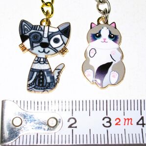 【エナメル 猫チャーム キーリング I】キーホルダー 猫 ねこ バッグチャーム かわいい 可愛い 癒し 癒し系 キャット CAT