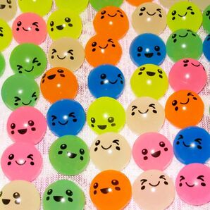 光る!【にこにこスーパーボール 50個セット】笑顔 かわいい 可愛い カラフル イベント 子供会 お祭り スーパーボールすくい