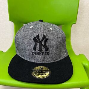 NEW YORK YANKEES スナップバックキャップ