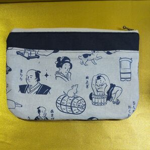 面白い柄のハンドメイド ポーチ