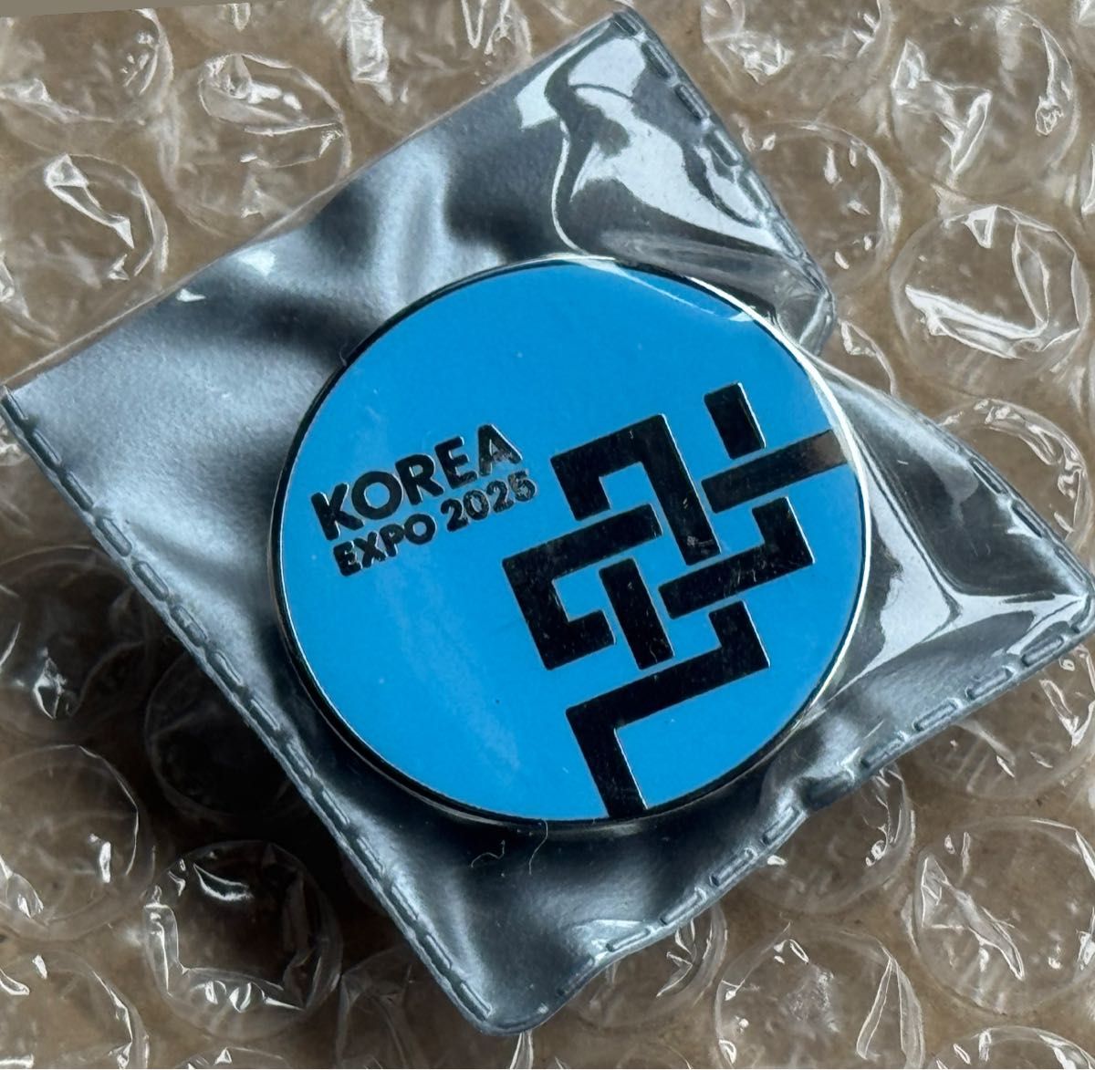 大阪・関西万博 Expo 2025 KOREA コリア 韓国館 スタッフピン