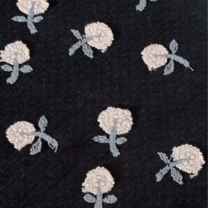 ミナペルホネン skip スキップ 希少 ブラック黒×ピンクベージュ ファブリック 大きめ生地 完売品 ラスト