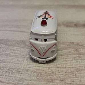 トミカ ミニカー フィルモア 救急車タイプ カーズ