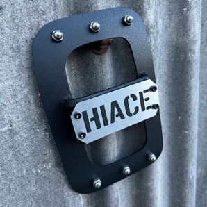 ハイエース200 1-6 給油口カバー