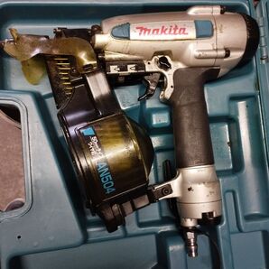 makita マキタ 常圧 釘打ち機 エア釘打 AN504 工具ケース付き