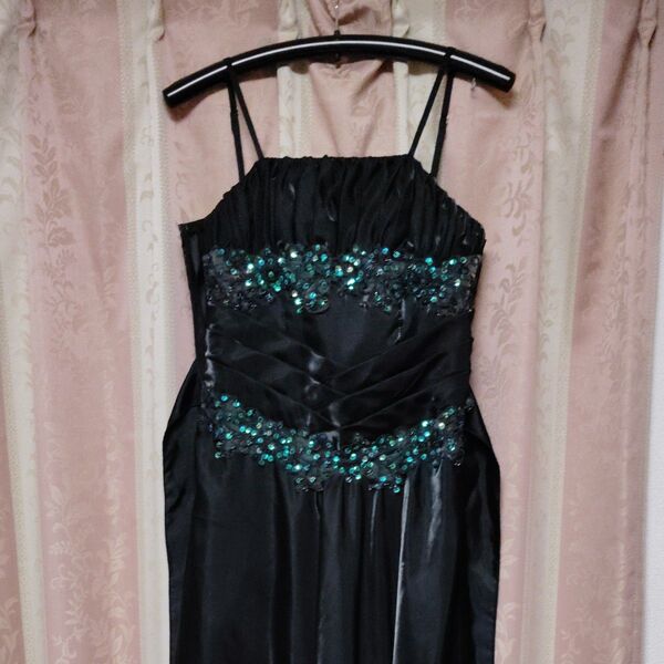 カラードレス パーティー 発表会 演奏会 ロング マキシ 黒 シャイニー スパンコール かっこいい