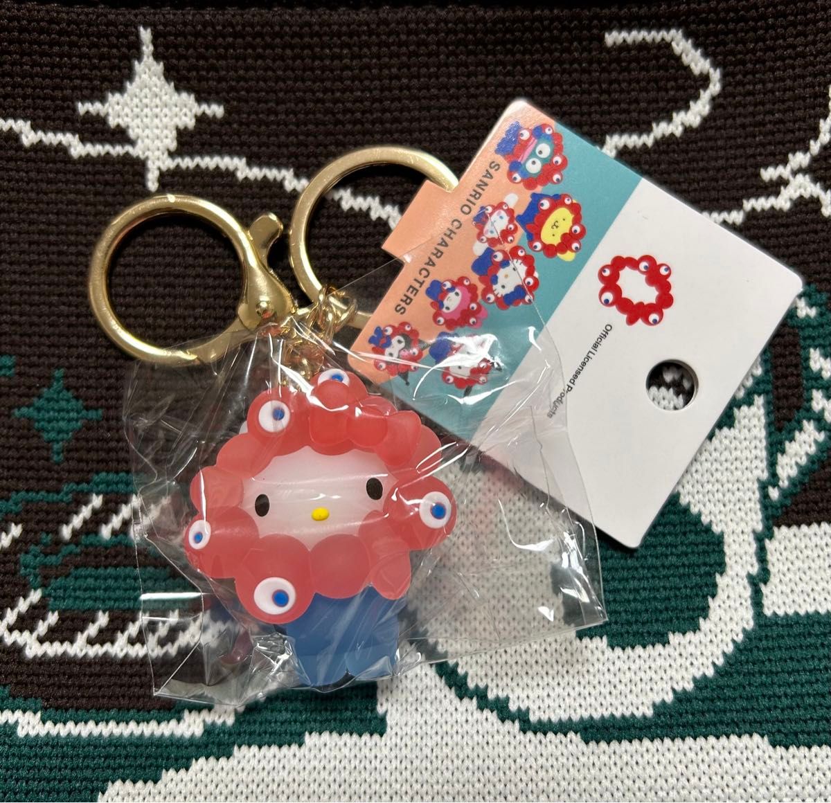 ミャクミャク サンリオ クリアカラーキーホルダー ポチャッコ